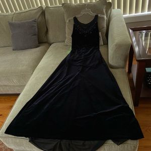Velvet, Sequins Gown/Dress